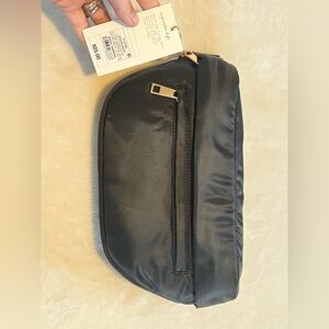 A new day black crossbody/fanny pack NWT
